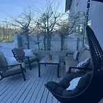 Family Close To Oslo *